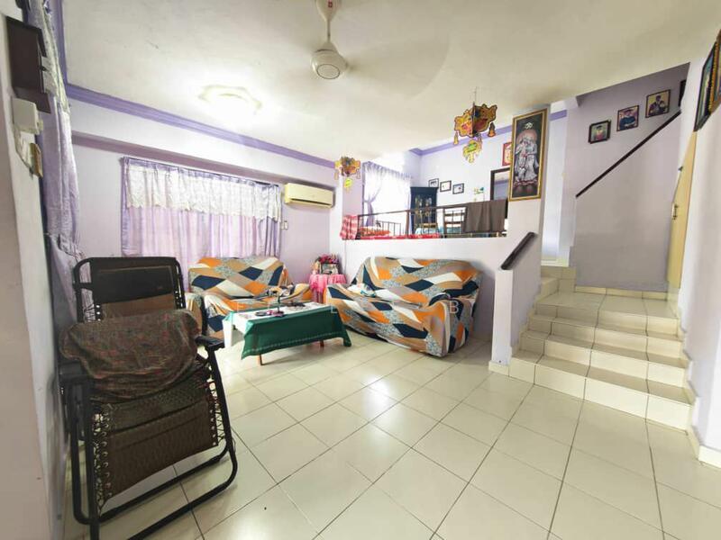 Jalan Mutiara Emas, Mount Austin - 3