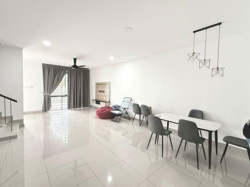 THE STRAITS VIEW RESIDENCES - 2