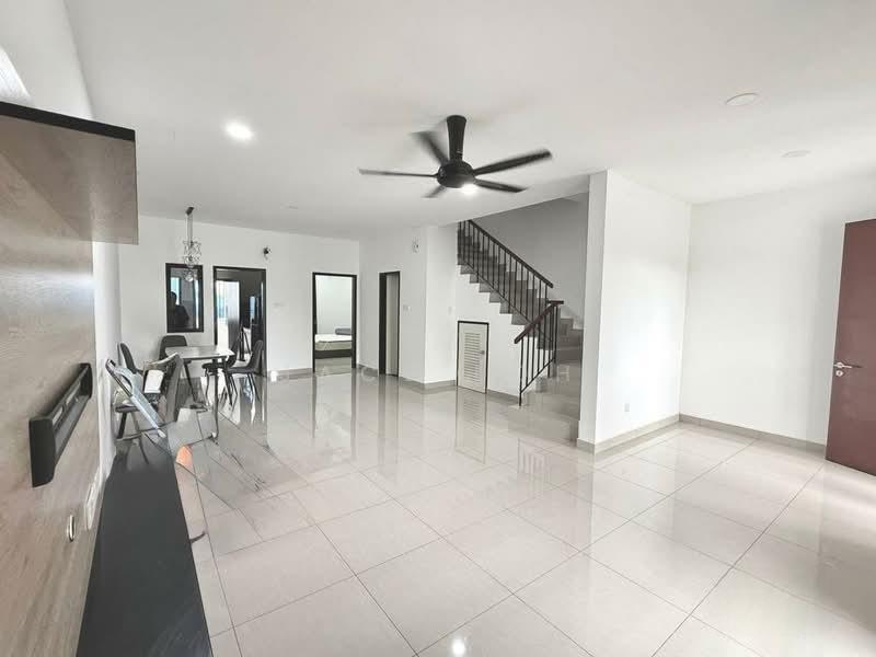 THE STRAITS VIEW RESIDENCES - 3