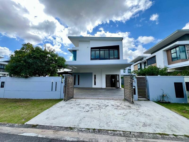 Nusa Duta Nusa Duta Nusas Dutas - 1