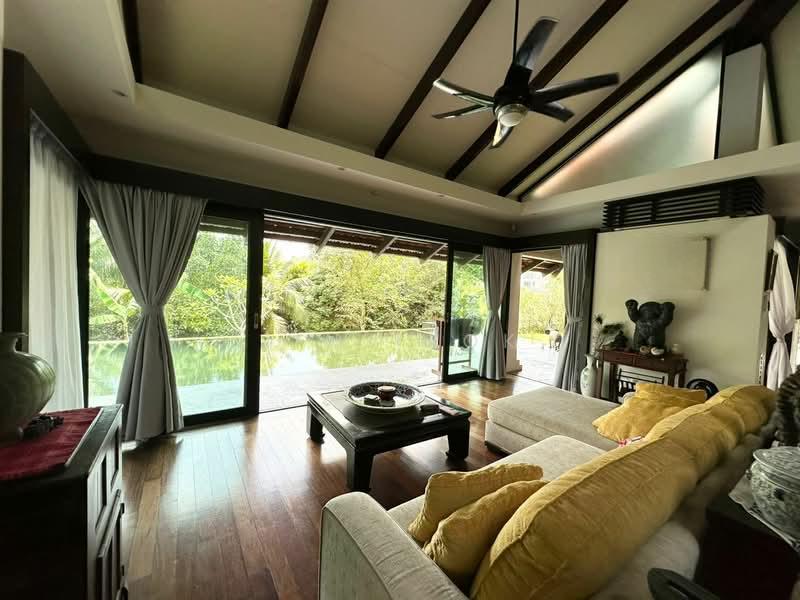 East Ledang Heights Bungalow House - 1