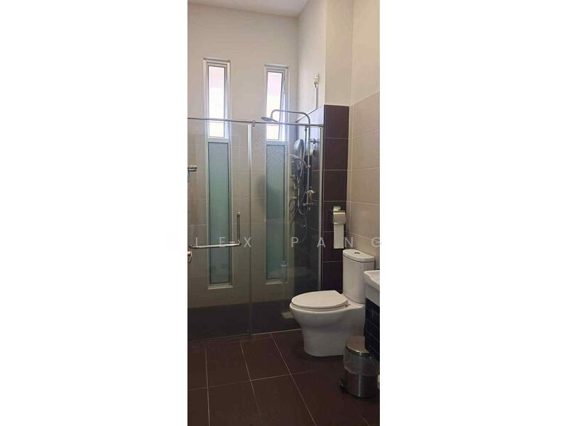 Anggerik Villa Kulai 2 storey Gated Guarded - 2