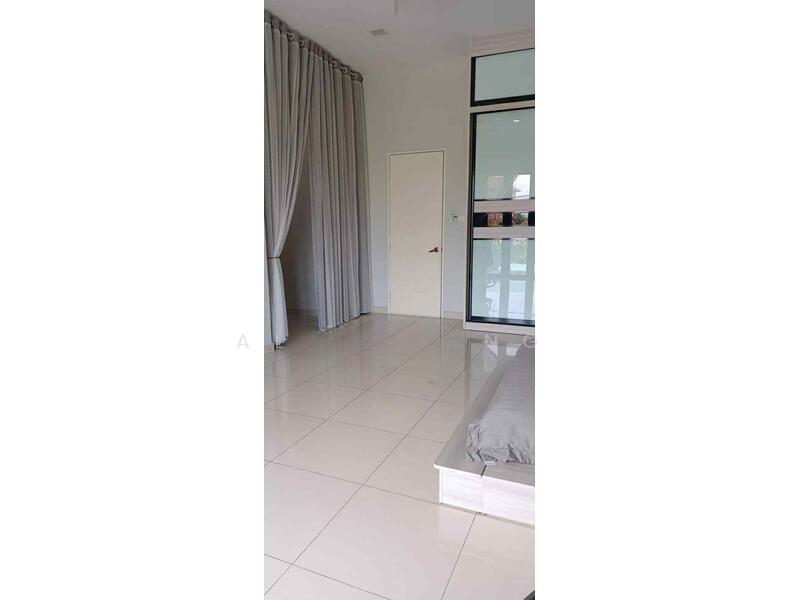 Anggerik Villa Kulai 2 storey Gated Guarded - 5