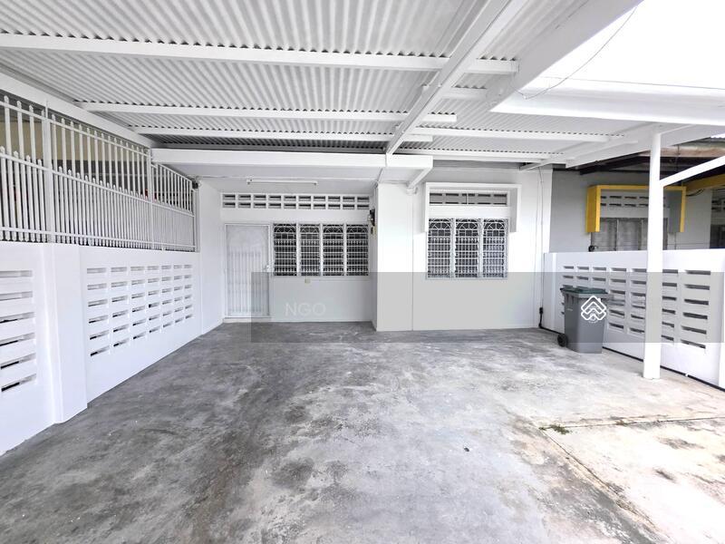 Renovated Single Storey Terrace House Kampung Merdeka Batu Pahat - 4