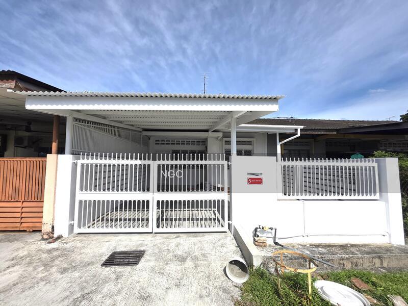 Renovated Single Storey Terrace House Kampung Merdeka Batu Pahat - 3