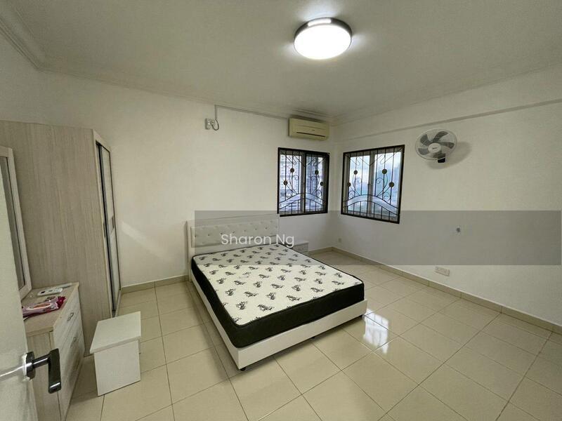 The Embassy (Bangunan Duta Impian) - 3