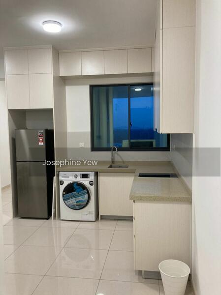 The M @ Medini Macrolink - 3