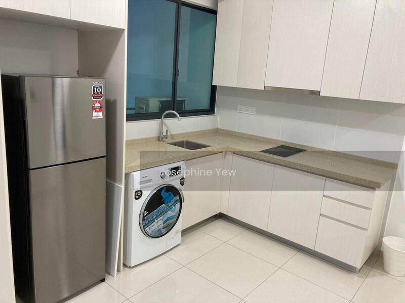 The M @ Medini Macrolink - 4