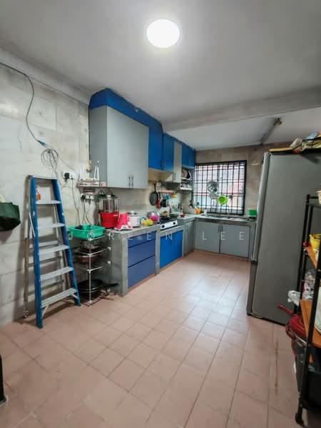 Johor Jaya Jalan Teratai Fully Renovated Kitchen Extended Single Storey Terrace for Sale - 5
