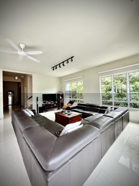 Charming Seaview Bungalow in Hilltop Villas, Batu Ferringhi. - 3