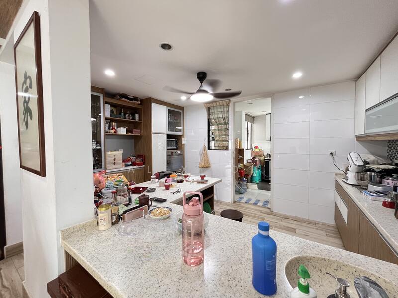 Papillon Desahill Condominium - 5