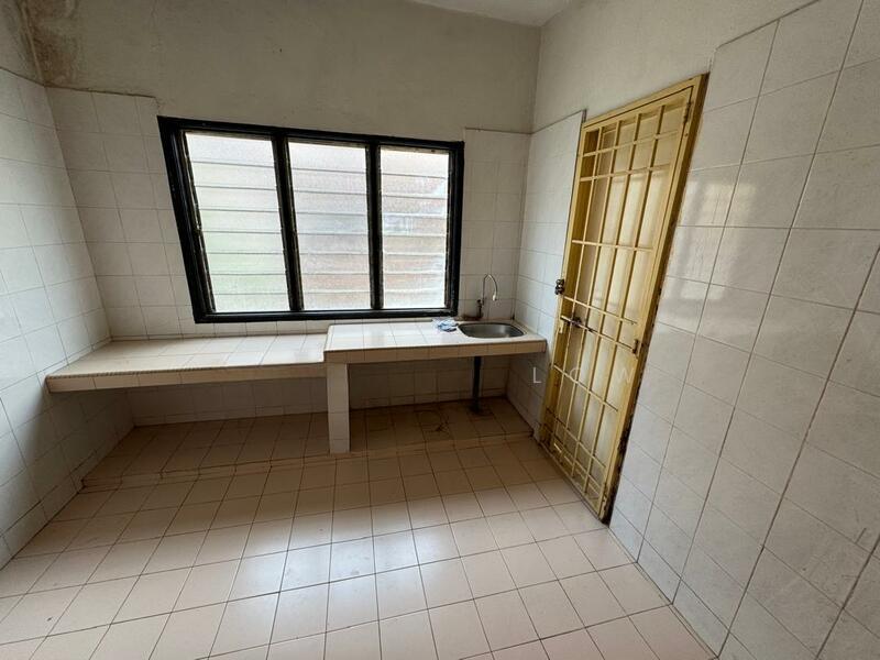 Taman Putri Jaya - 5