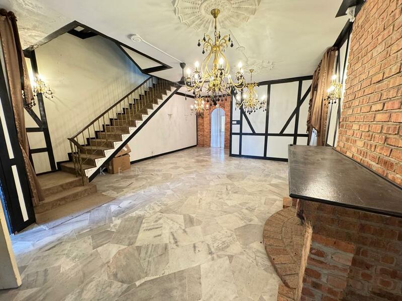 Taman Putri Jaya - 1