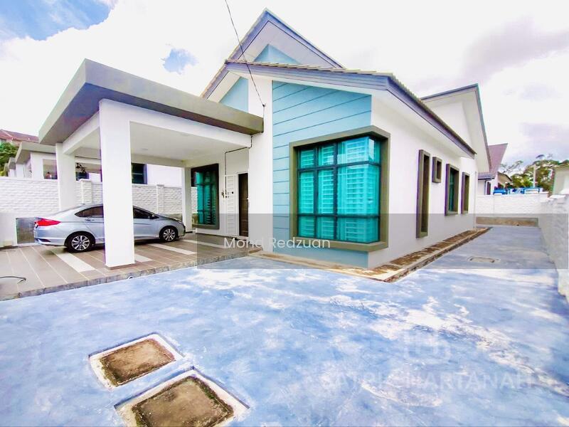 URGENT BELOW VALUE BUNGALOW BUKIT KATIL MELAKA - 1