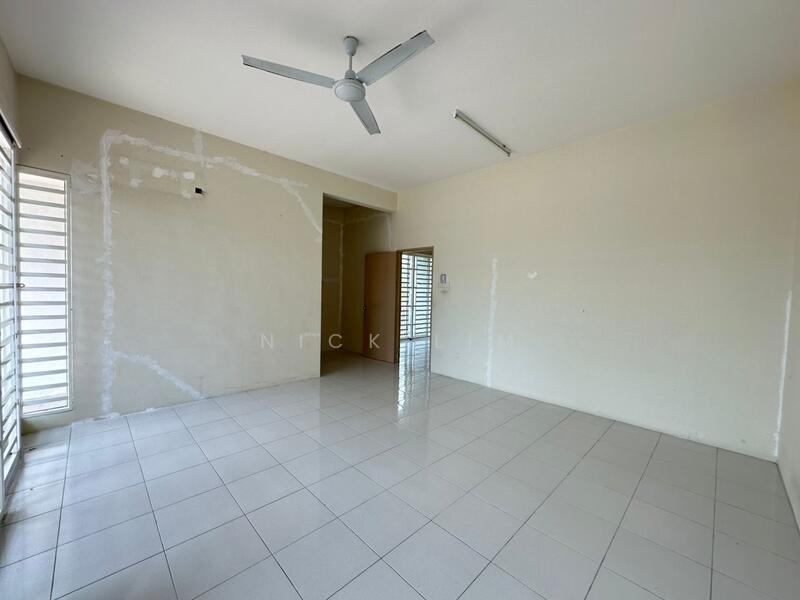 2 Storey Corner Terrace @ Pearl Indah, Simpang Ampat - 2
