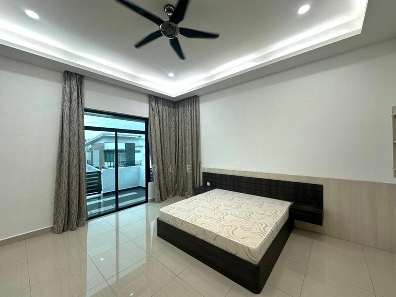 Promenade @ Taman Ungku Tun Aminah - 3