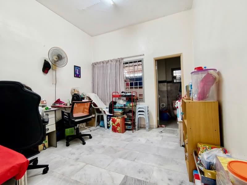 Sri Pulai Sri Pulai Sris Pulais - 3