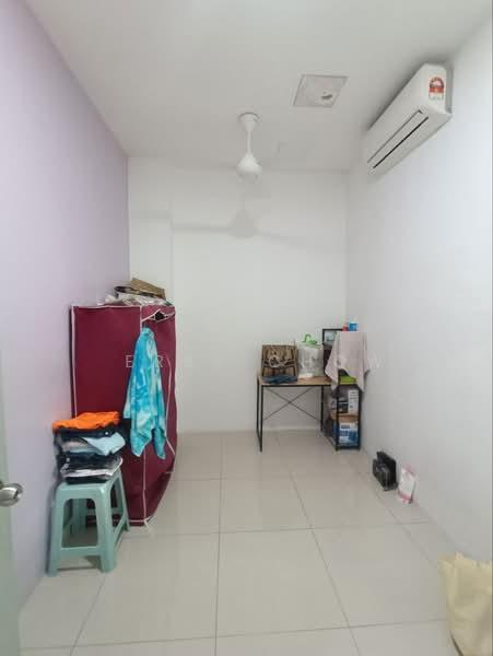 HALAMAN PENGKALAN INDAH - 4