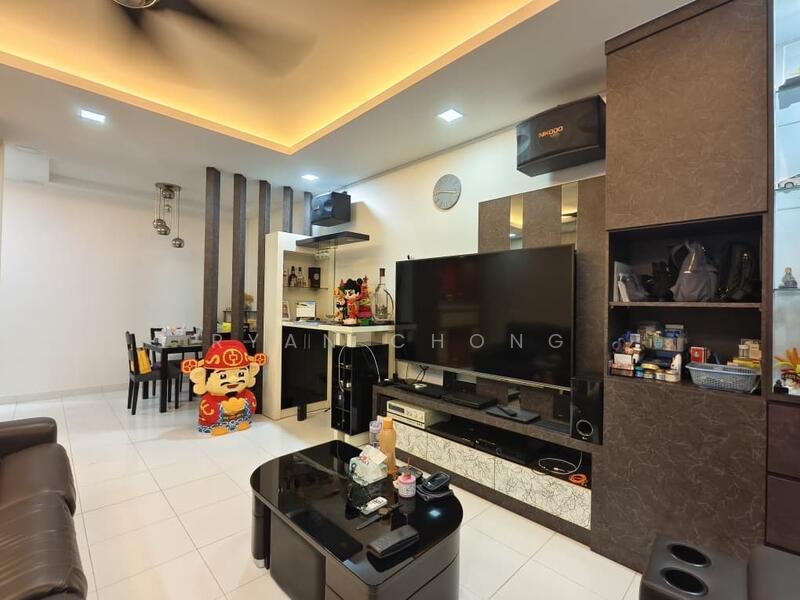 Bukit indah Bukits indahs - 2