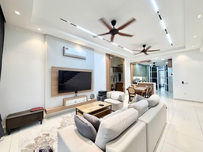 Elmina Green Three - 4