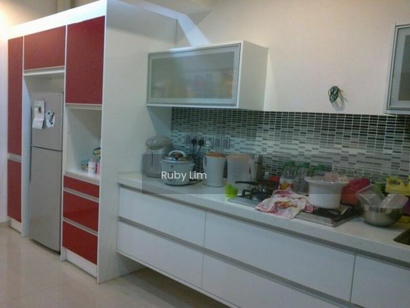 Lakeview Apartments - 2