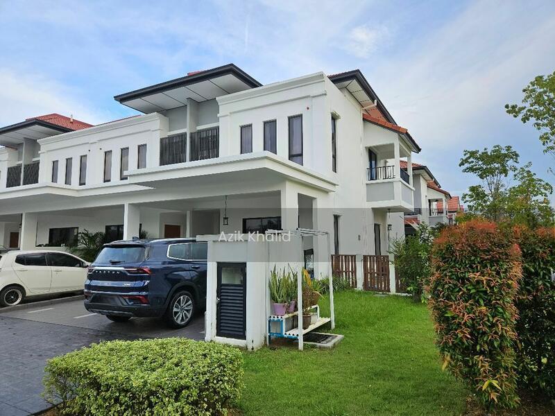 Corner terrace house at Setia Eco Glades Cyberjaya Freehold - 1