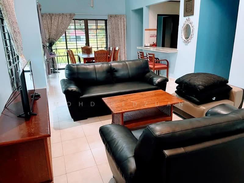 URGENT SALE A FAMOSA RESORT VILLA POOL - 4