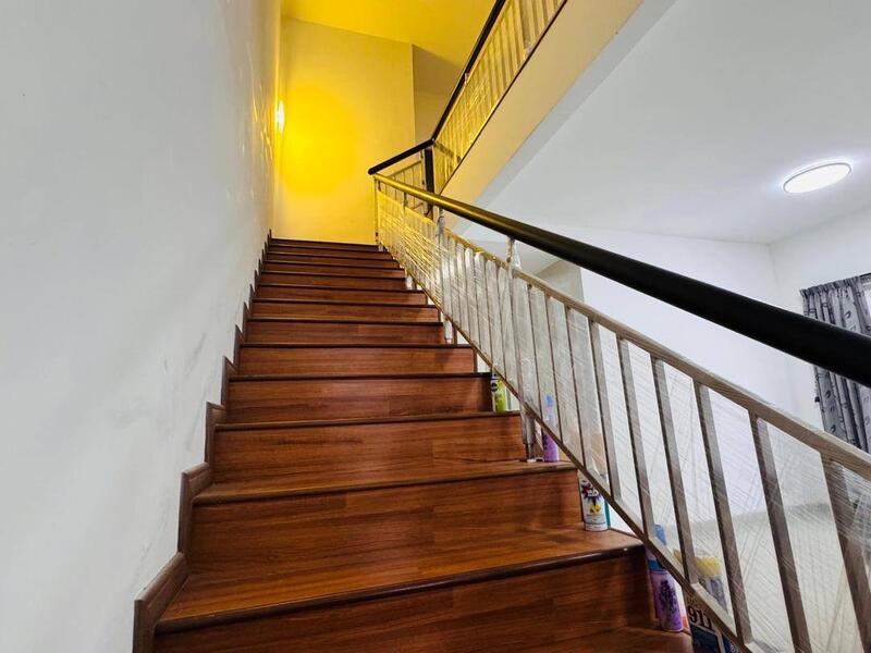 Garden Villas, Bukit Indah - 4