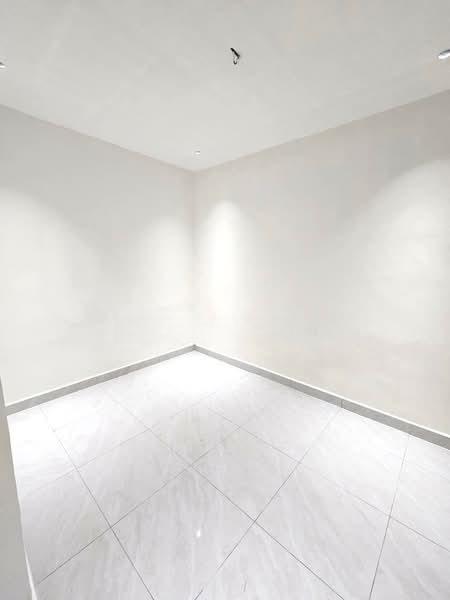 Bandar Selesa Jaya - 4