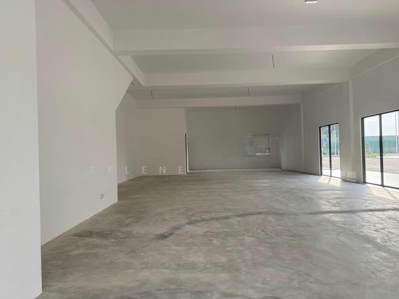 Eco Majestic Whitten Super Big Shop Beranang Semenyih - 1