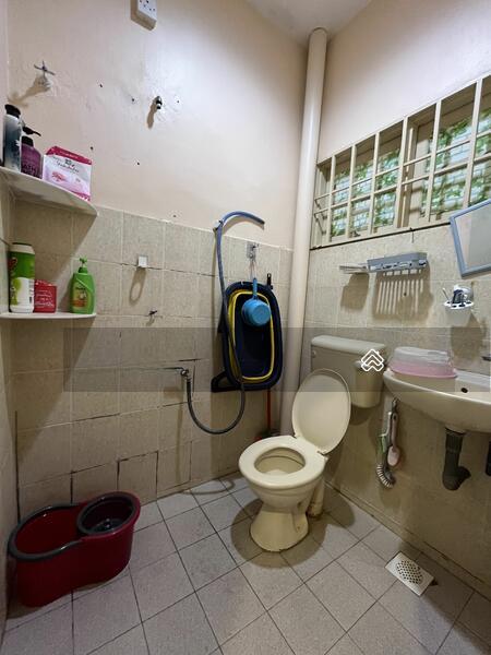 Walking distance to market 1 Sty house at Mdn Pengkalan Indah Ipoh - 5