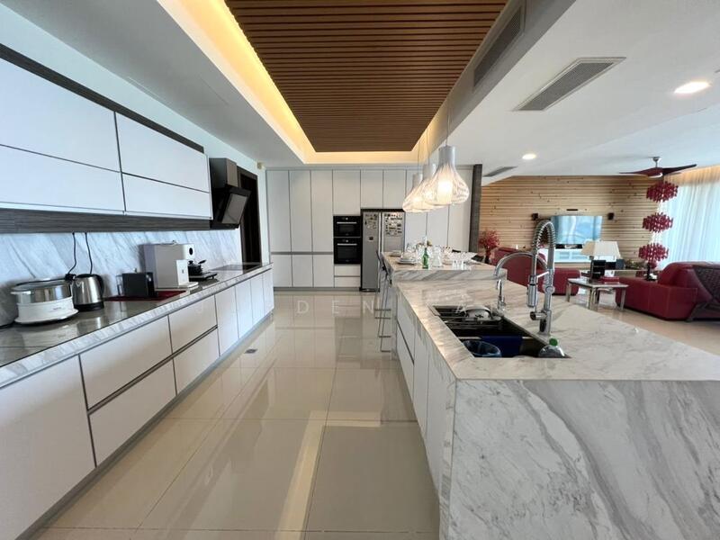 Infinity Beachfront Condominium - 4