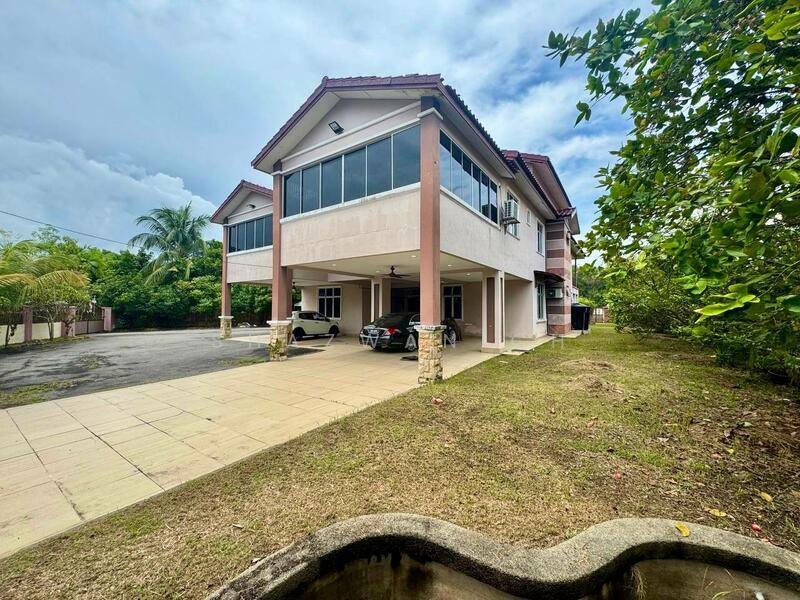 Bungalow Desa Pinggiran Putra Dengkil Selangor - 4