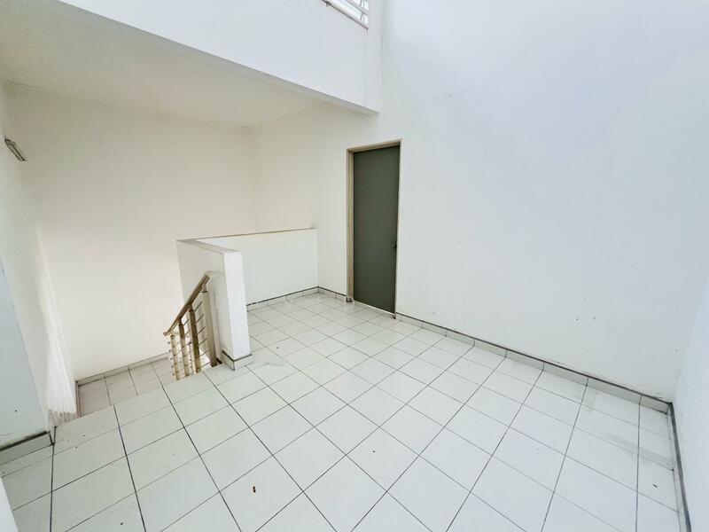 Coral, Kota Emerald, Rawang - 4