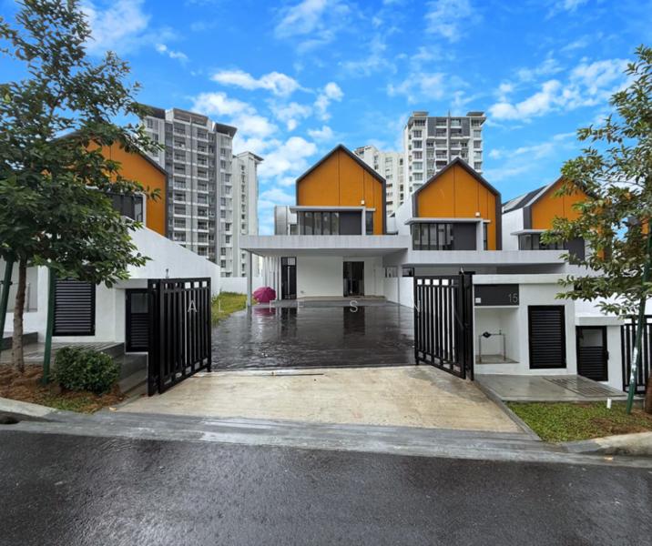 KL East : East 57 - 1