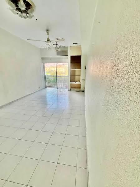 The Reef Condominium - 4