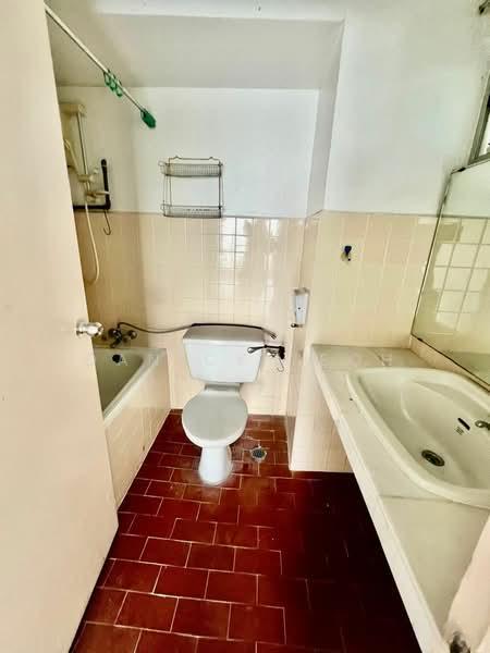 The Reef Condominium - 3