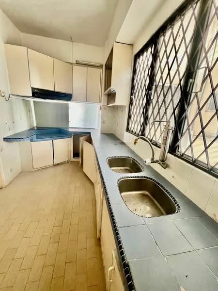 The Reef Condominium - 4