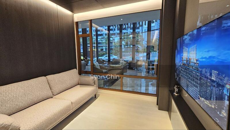 Armani Hallson KLCC - 2