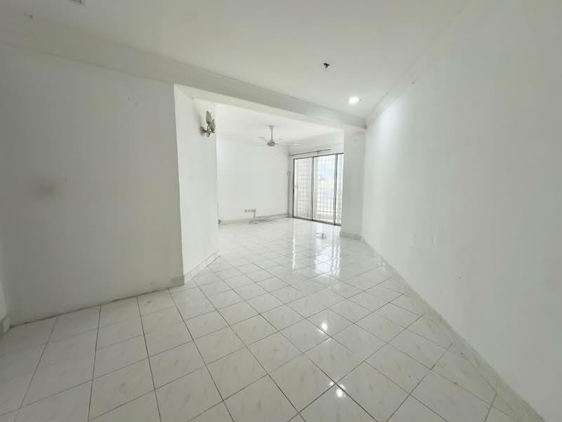 D'Casa Condominium - 3