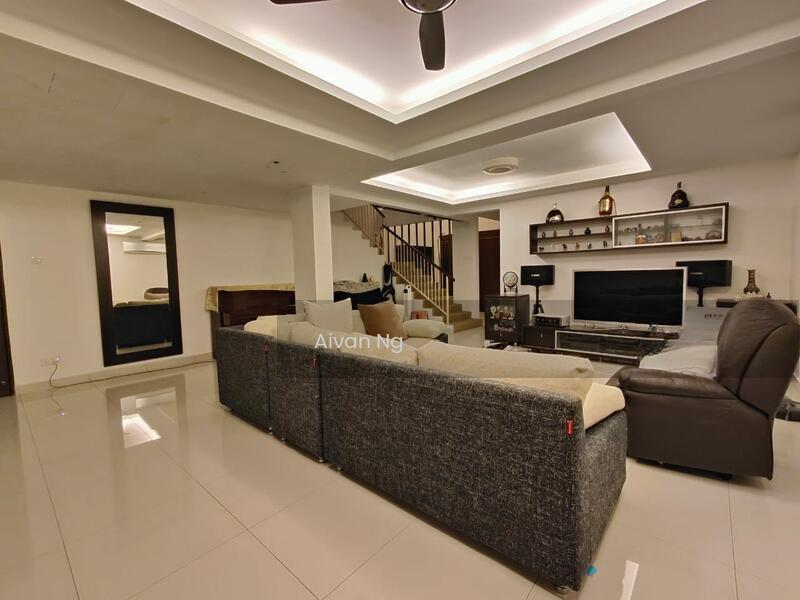 Sejati Hill Villa - 2
