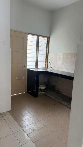 Taman Puncak Jalil - 4