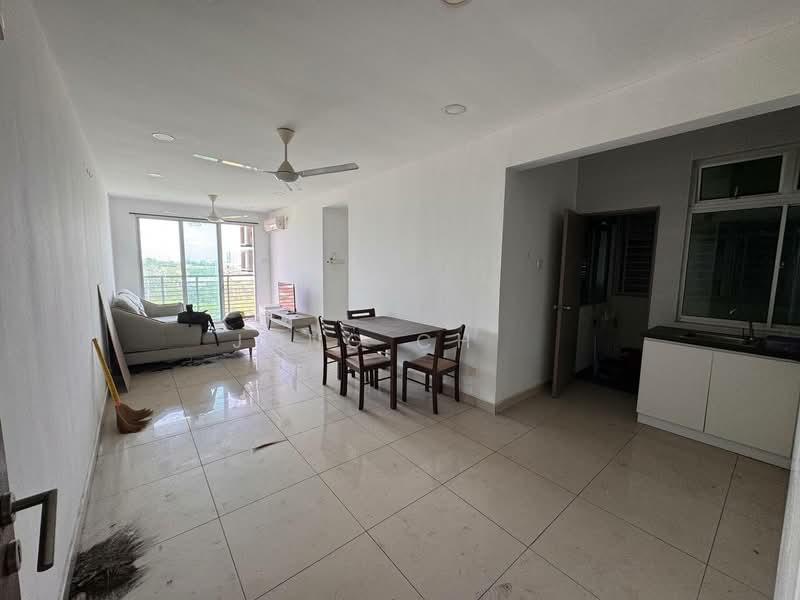 Larkin Heights - 2