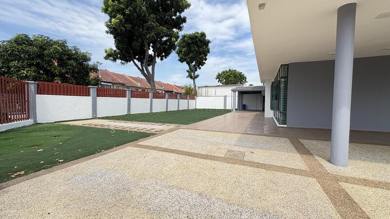 Semi-D Seksyen 7, Bandar Shah Alam, - 4