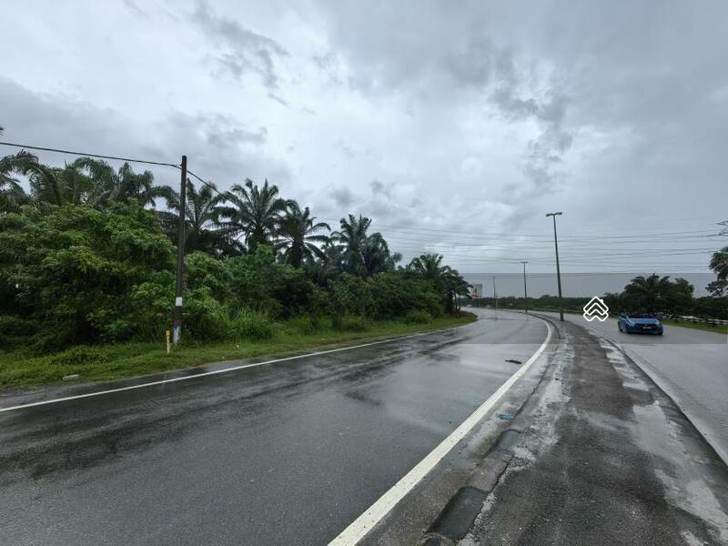 15 Acres Zone Residential Main Road Olak Lempit Banting Dengkil - 1