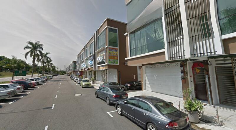 Taman Pulai Flora @ Corner 3 Storey Adjoined Shoplot - 3