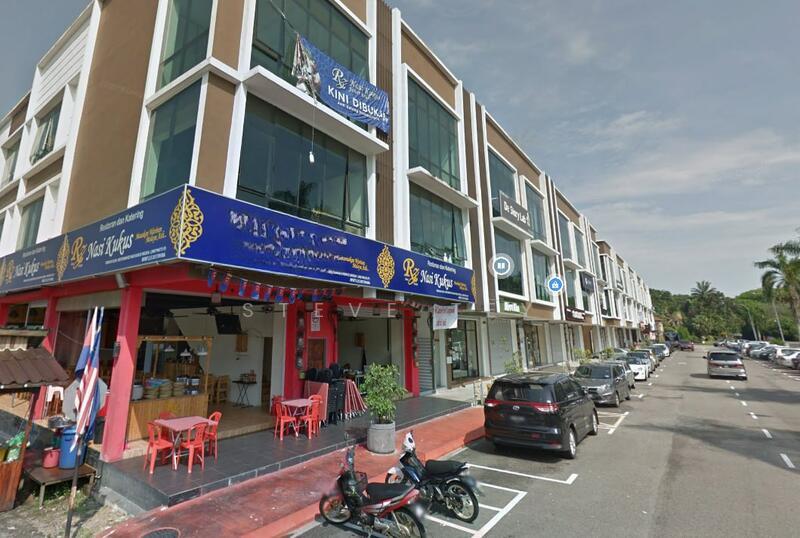 Taman Pulai Flora @ Corner 3 Storey Adjoined Shoplot - 1