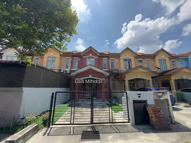 FACING OPEN Double Storey Terrace House La Cottage Taman Putra Perdana Puchong - 1