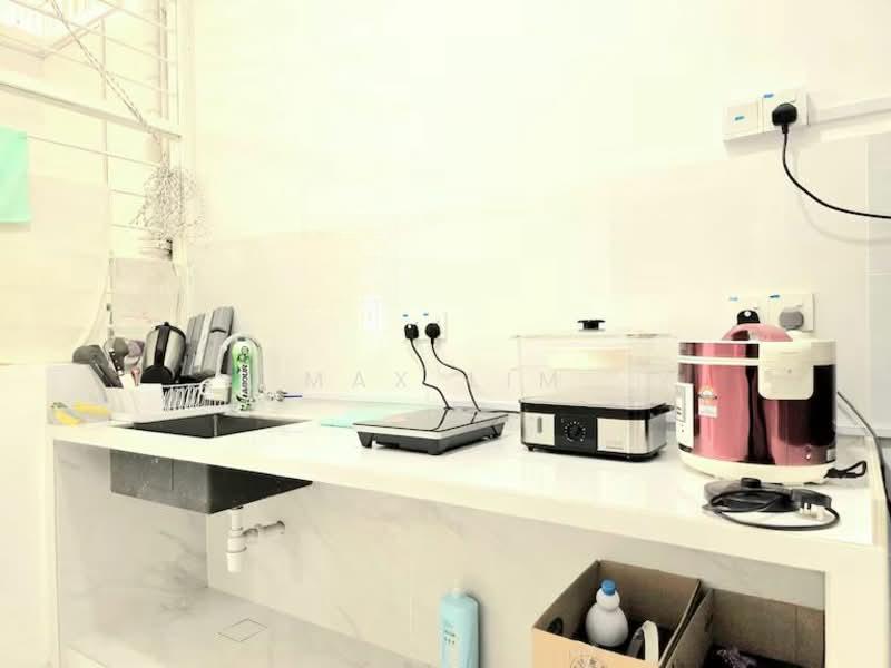 Double Storey Shop House Off Jalan Burma Georgetown - 3