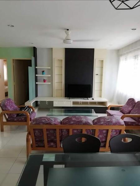 The Embassy (Bangunan Duta Impian) - 1